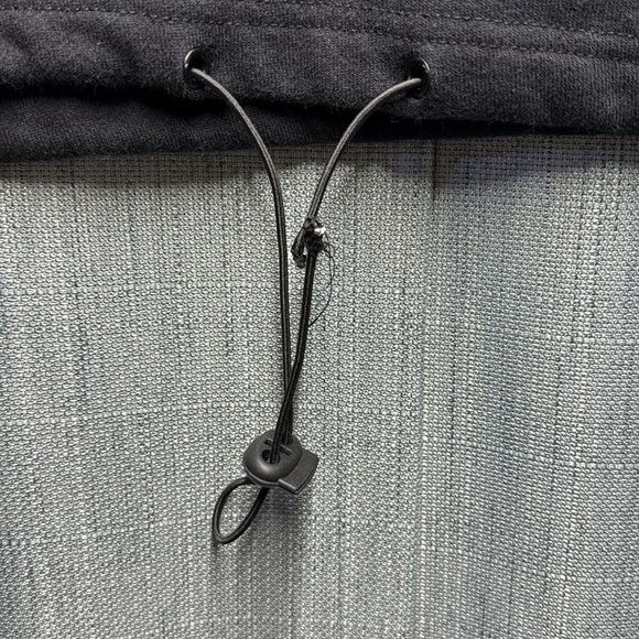 🚩 Kuwalla Black Cropped Sweatshirt size extra small - Picture 5 of 7